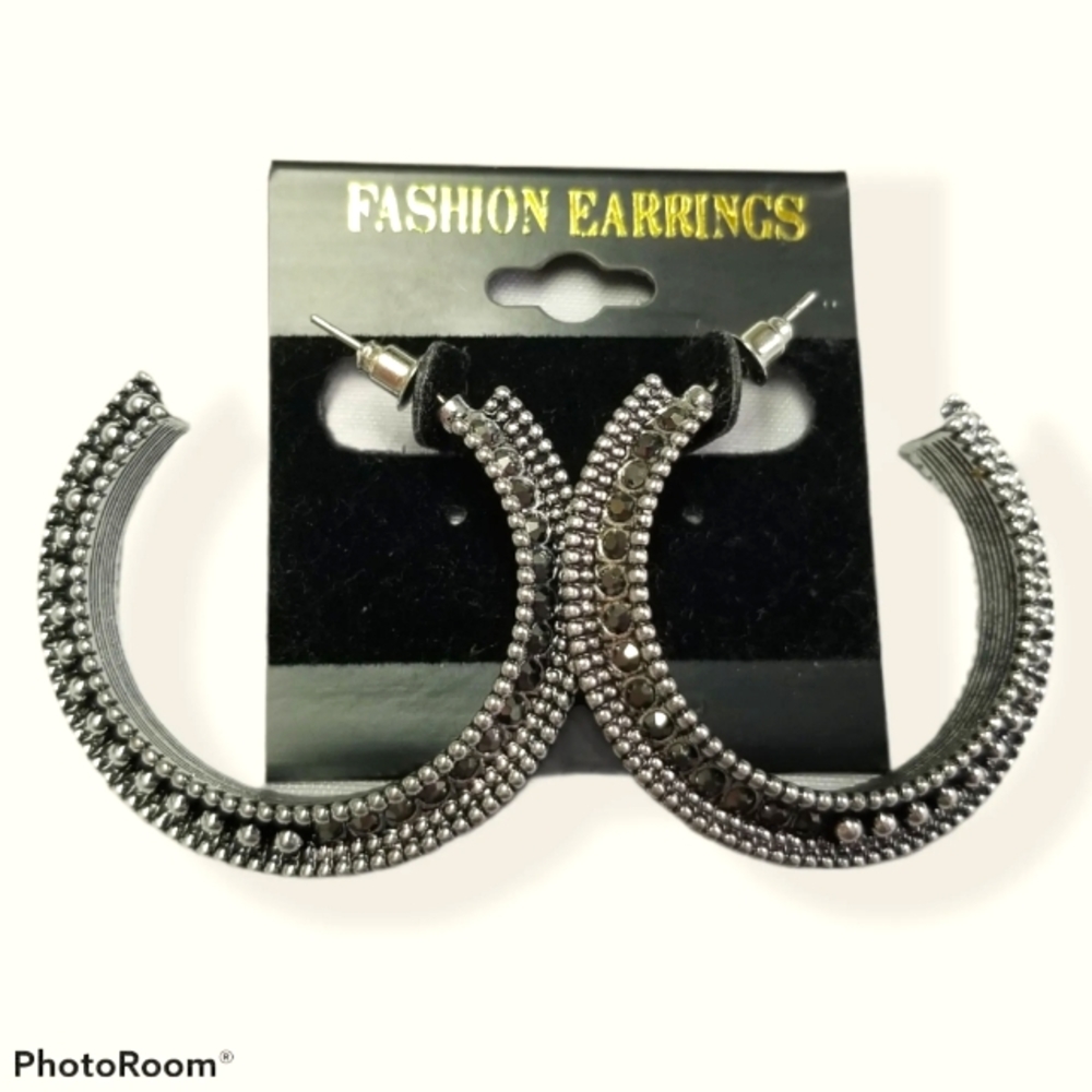 Retro Reverberation Silver Hoop - Picture 2 of 3
